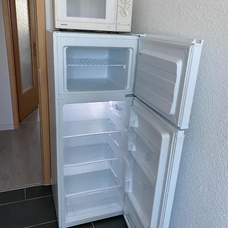 Monteurwohnung Und Tms 18 O Apartamento